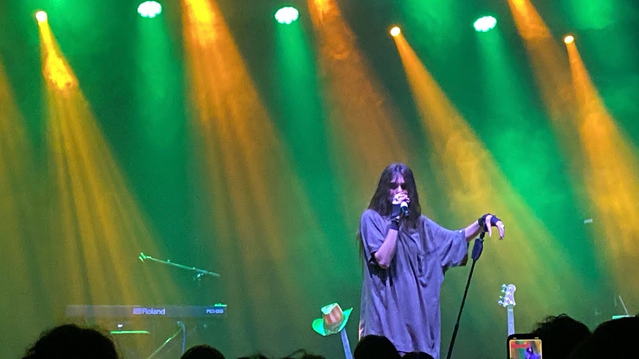 Sofia Isella - Us & Pigs - 2025/08/27 - Manchester Academy 2