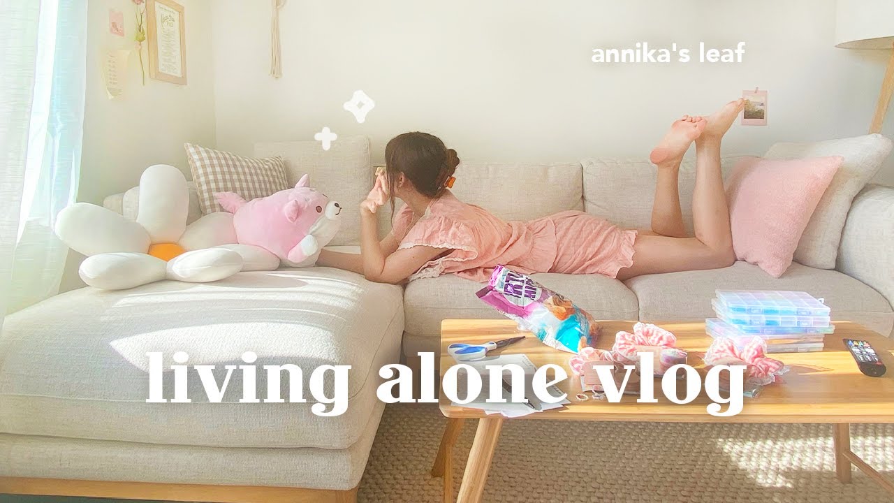 life of an introvert living alone in LA 🕊 fighting back against loneliness, personal growth, Snacks🏡