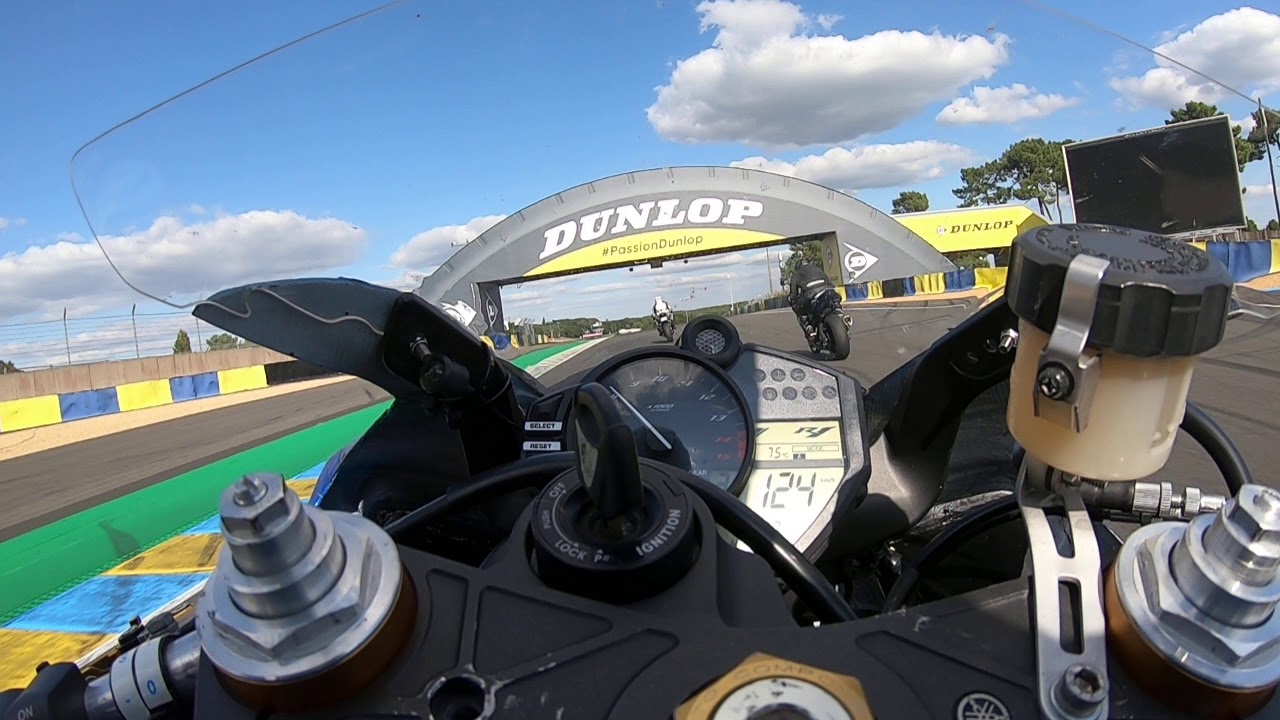 R1 2009 crossplane endurance avec le TEAM BOX23 circuit le Mans Bugatti