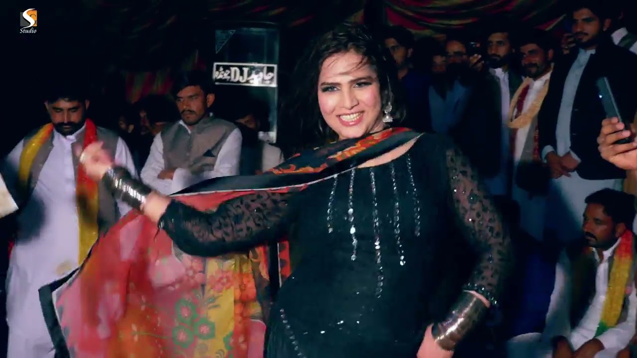Ishq Di Rah - Pari Paro Mujra Dance Performance - Sialkot Show 2021