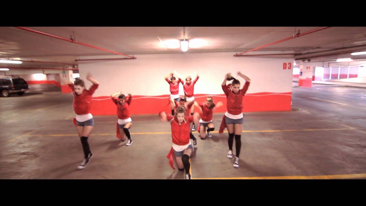 EL The Center x MONSTER CREW : 