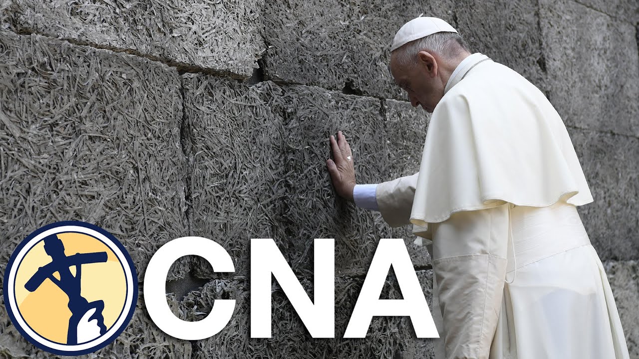 Pope Francis visits St. Maximilian Kolbe's cell