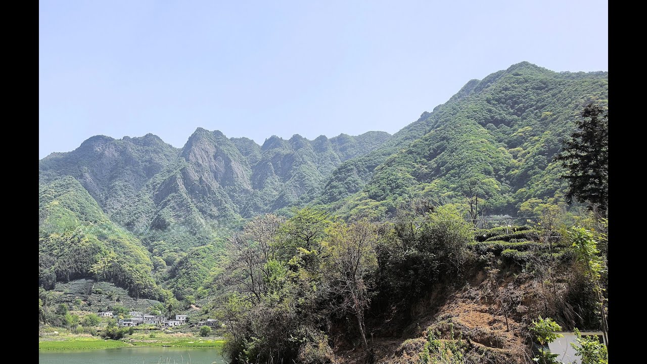 Chinese Mountain Roads Anhui   driving from poverty to paradise1