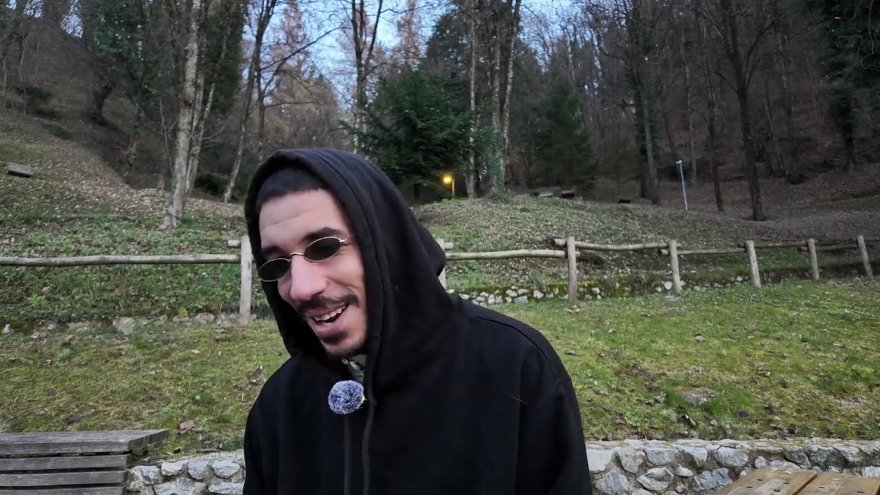 Sme3 meni, wakha makt3rfnich