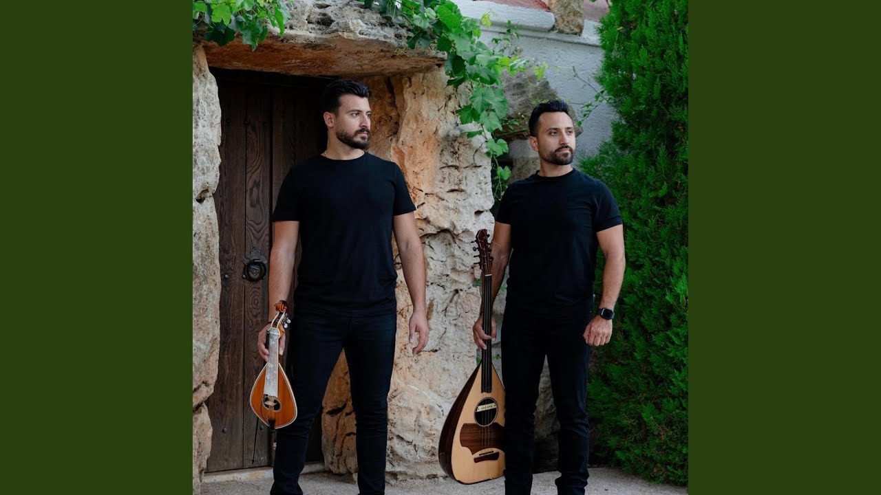 Απ´ τω Χανιώ τη πόρτα