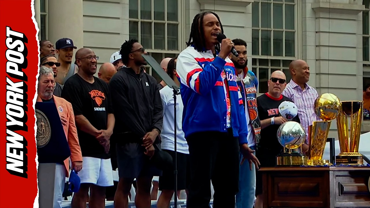 Watch: Emotional National Anthem at City Hall Knicks Parade Ceremony