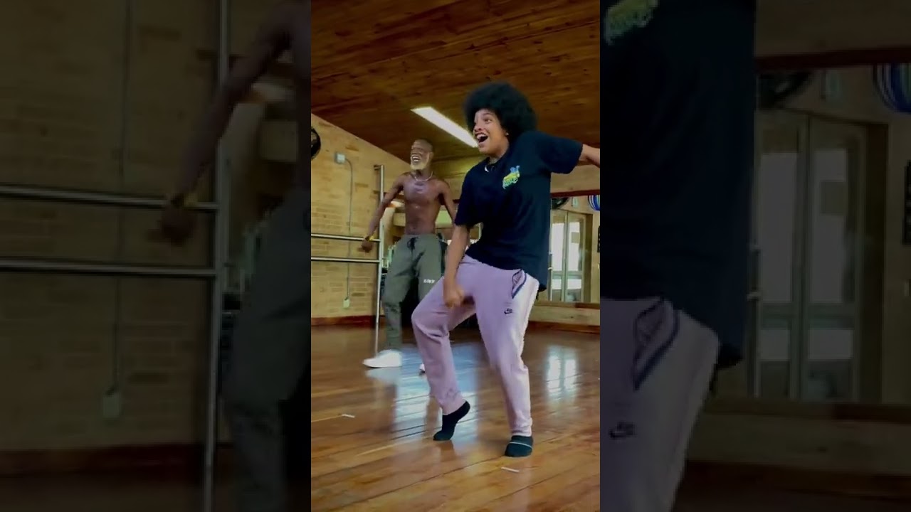 Los pie felices exotico