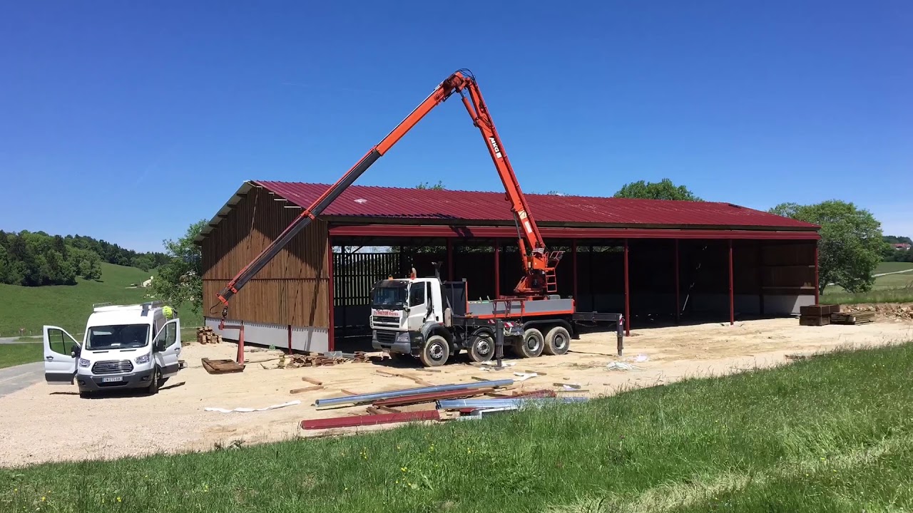 CUMA RCFC. Construction du bâtiment de la Cuma des ECORCES avec le DINA -CUMA