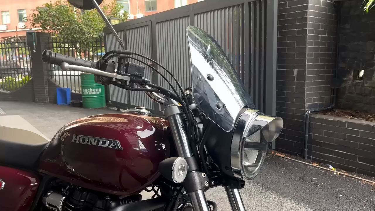 Honda CB350 motorcycle OEM windshield step-by-step installation video manual #Honda #CB350 #GB350