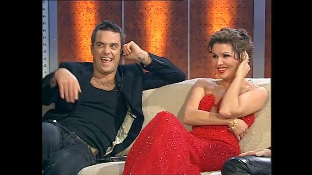 Robbie Williams @ Wetten Dass 2004 (on the sofa)