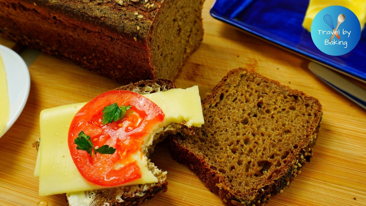 How I make rye bread at home (with sourdough)