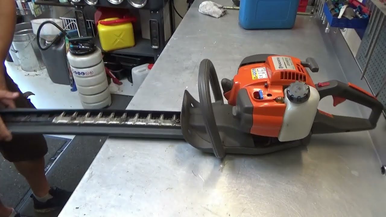 Husqvarna hækkeklipper - slibning af knive og eftersyn
