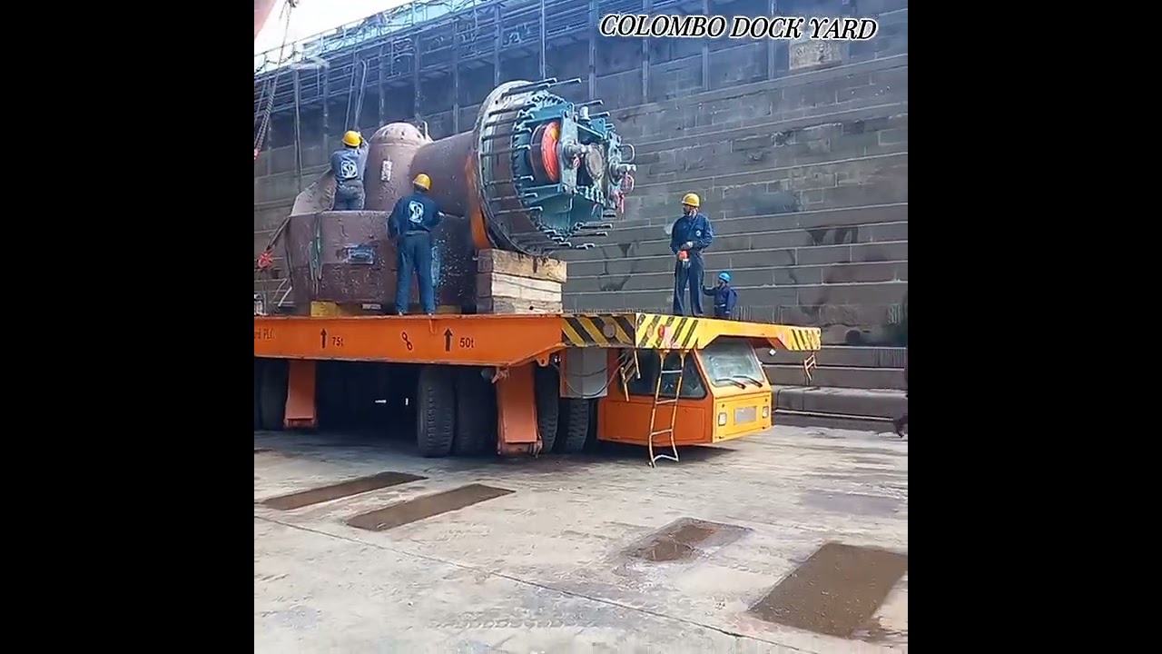 “It’s not as easy as it looks. Skill is essential. The second propeller was also removed.”