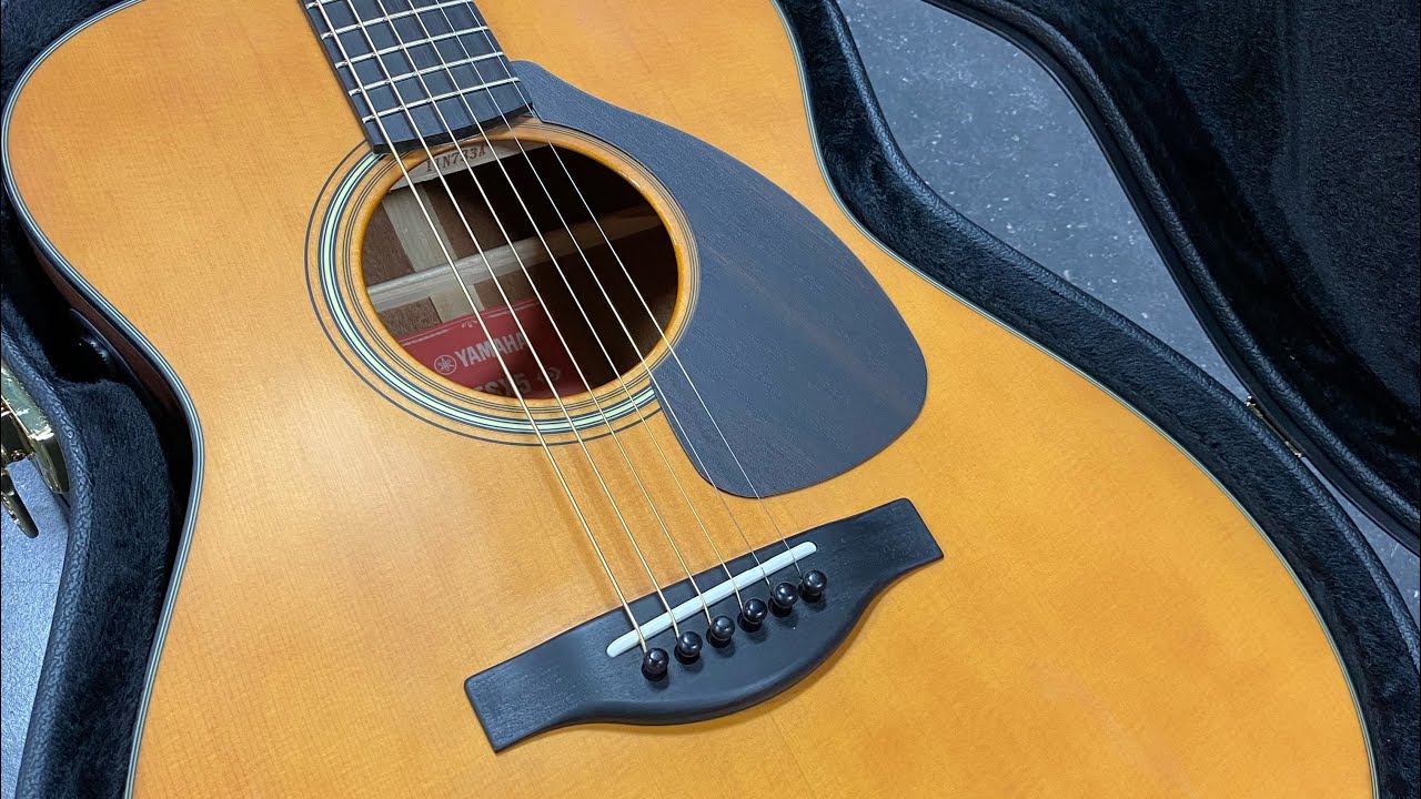 Yamaha FSX5 Acoustic Guitar