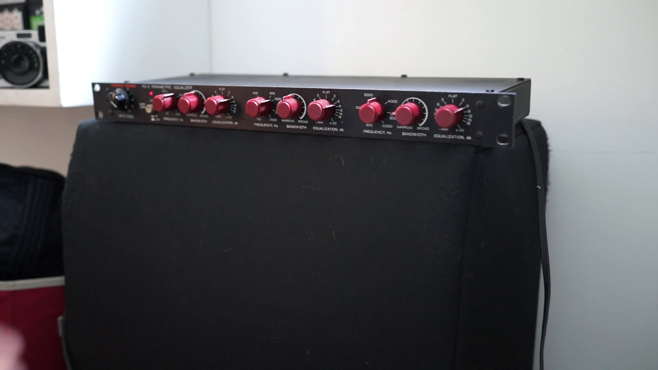 Bobby DeVito quick demo Furman PQ3 80s Parametric EQ and Preamp