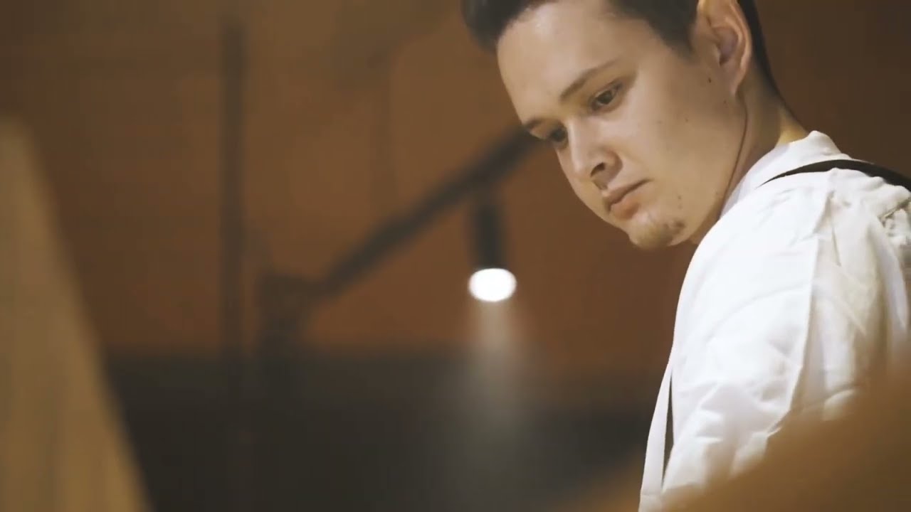 “Menderes Zeybeği”  Söz ve Müzik: Yücel Arzen