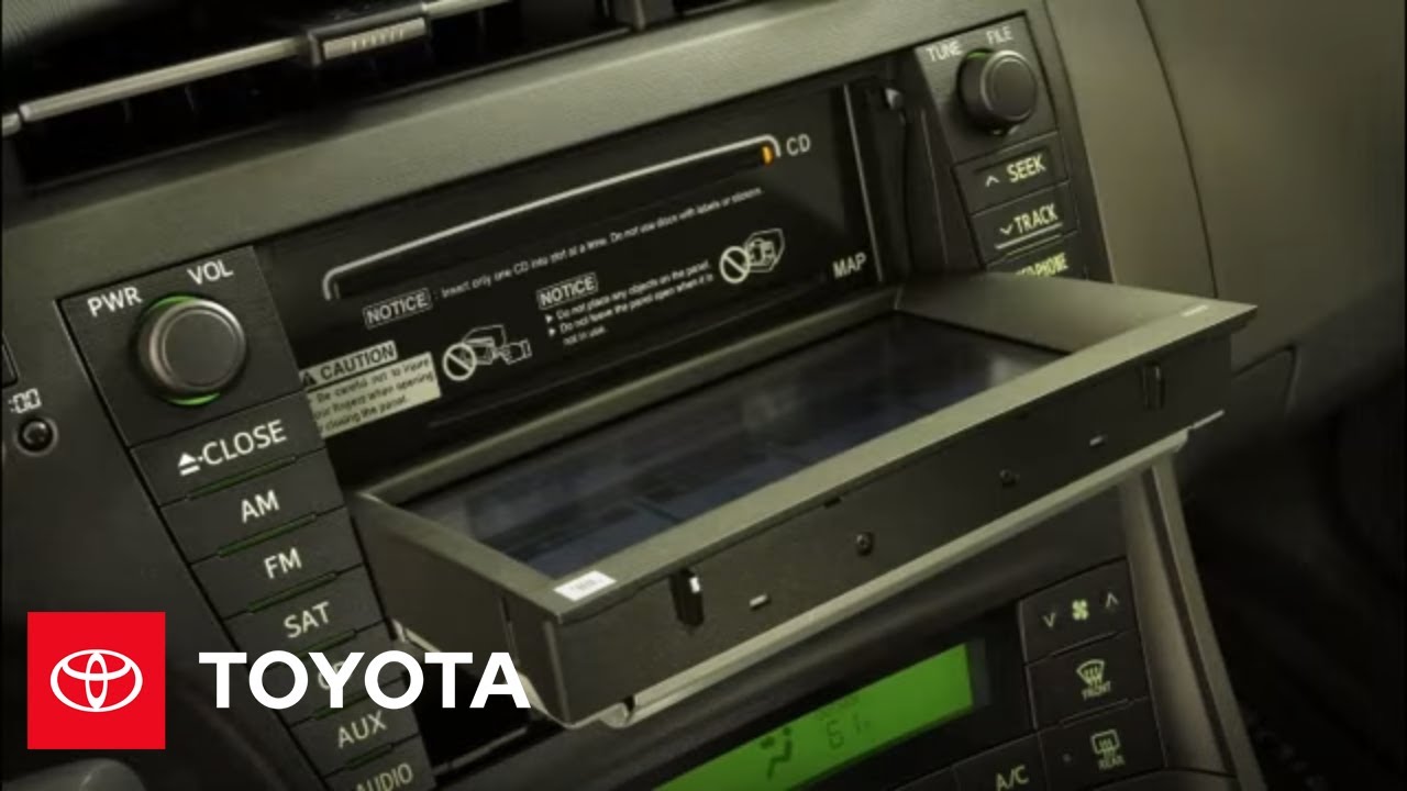 2011 Prius How-To: Playing CDs | Toyota