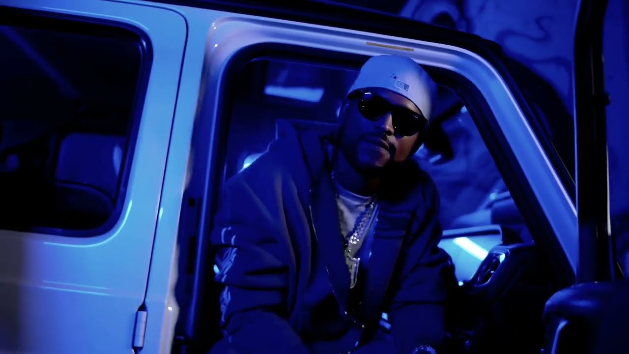 Red Cafe, Dave East & Maino (feat. So Rich) - Never Let It Break Us (Massive Trip BLND)