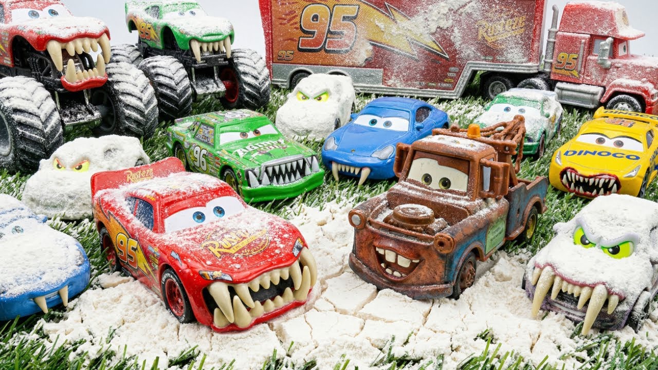 Disney Pixar Cars Toys Cleaning | Lightning McQueen, Tow Mater, Chick Hicks, Sally Carrera, Cruz
