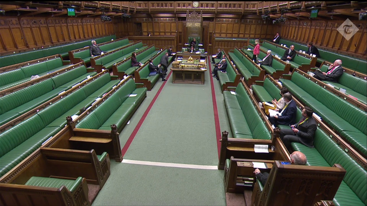 LIVE: MPs vote against a no-deal Brexit