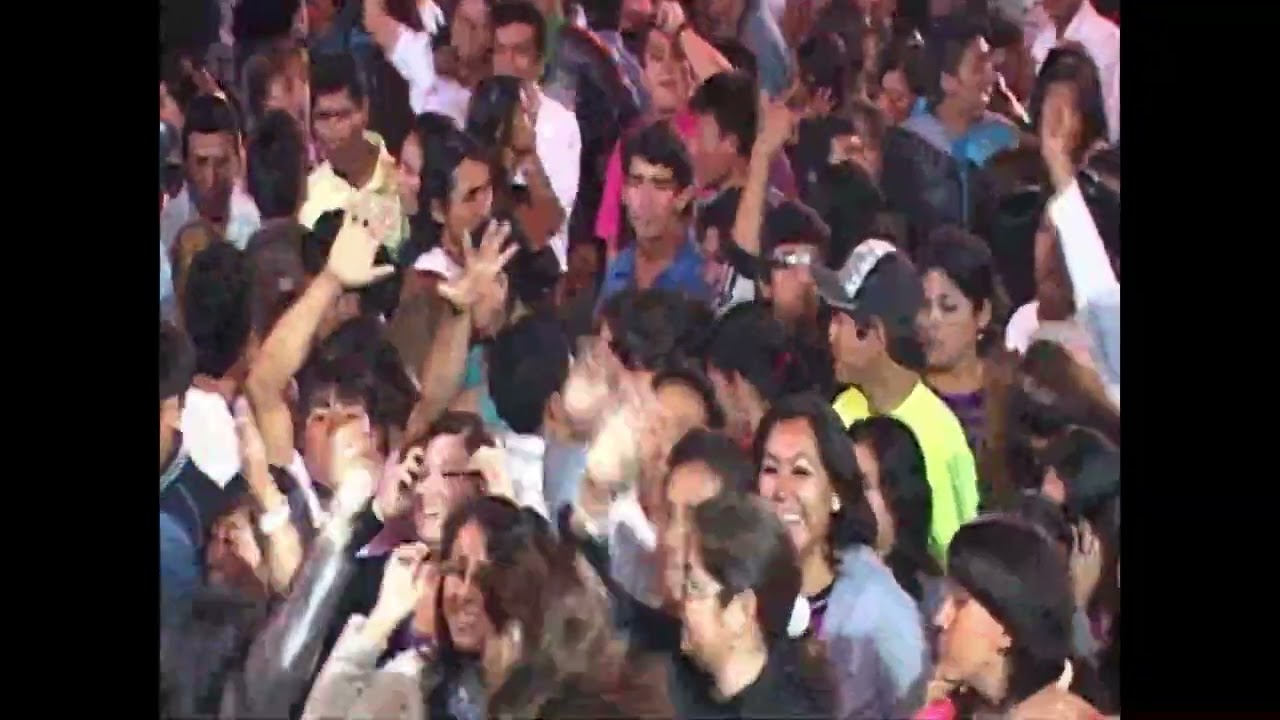 Mix hora loca piura 2012 ( armonia 10 )