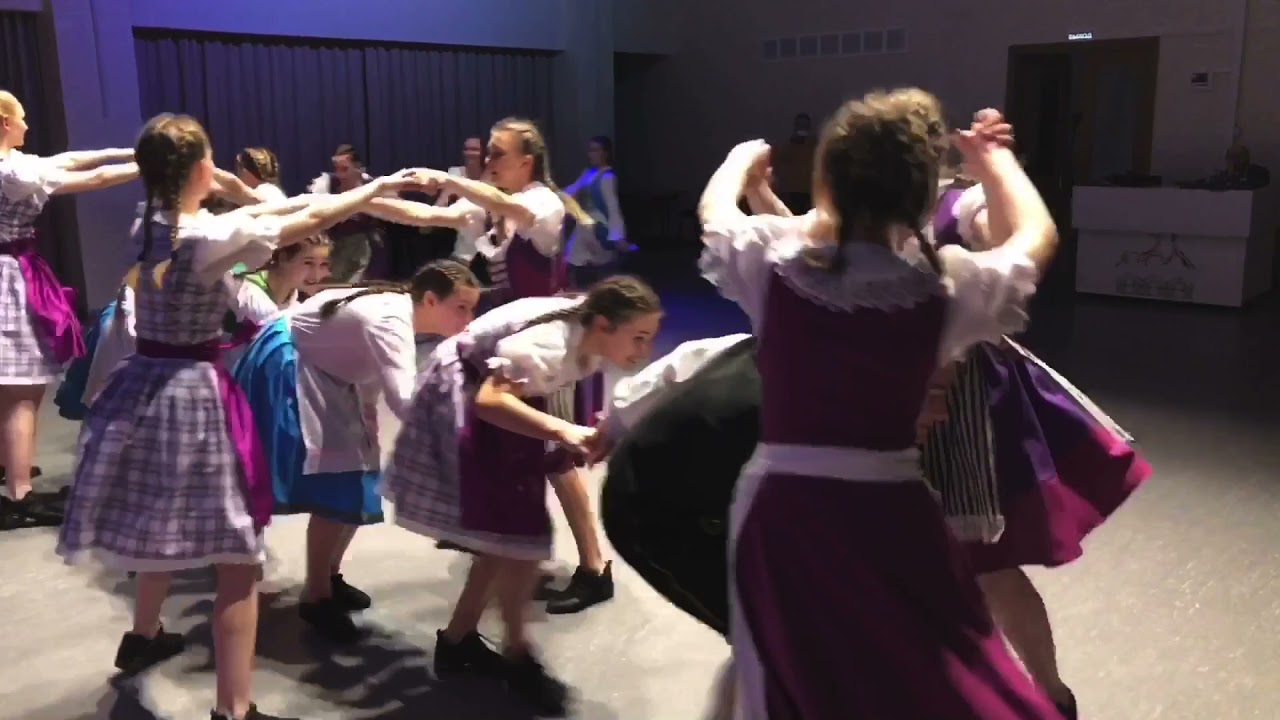 Танец &laquo;Das grossen Gerene&raquo;