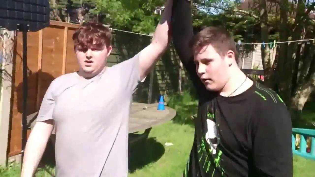 Kyle Kennedy vs Flying skull