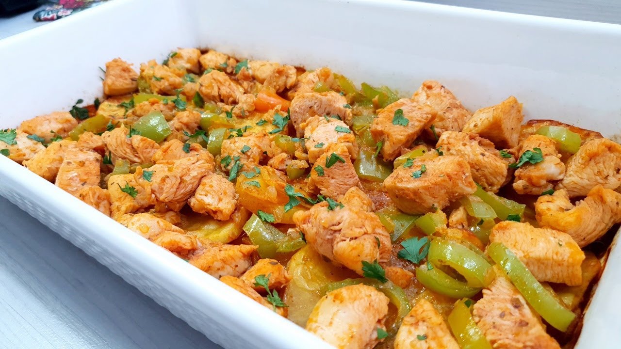 Курица с картофелем в соусе бешамель. Сочный, вкусный и легкий рецепт