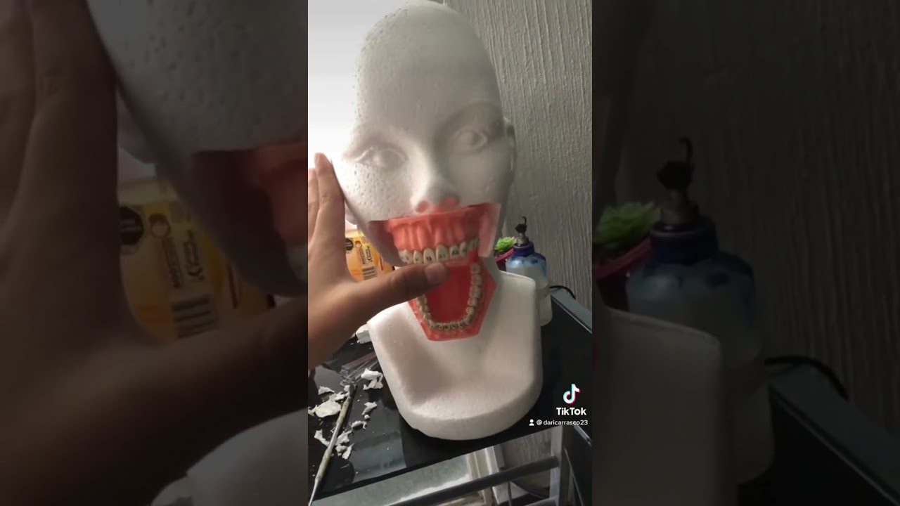 Maniqu&iacute; de mi clase de operatoria dental II