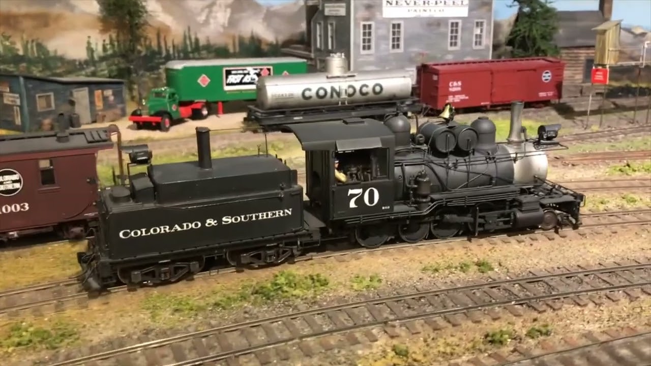 Keith Stamper - On3 model train layout
