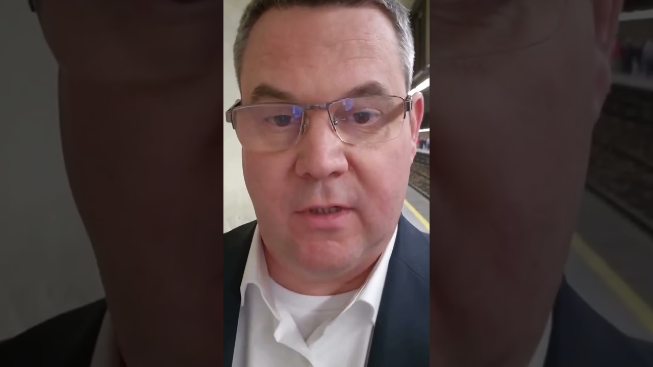 az &aacute;llamtitk&aacute;r az agy&aacute;t eldobja
