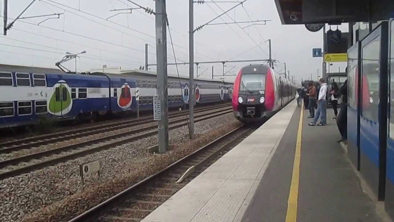MVI 0719 Chelles-Gournay na stacji SNCF(odpowiednik PKP)