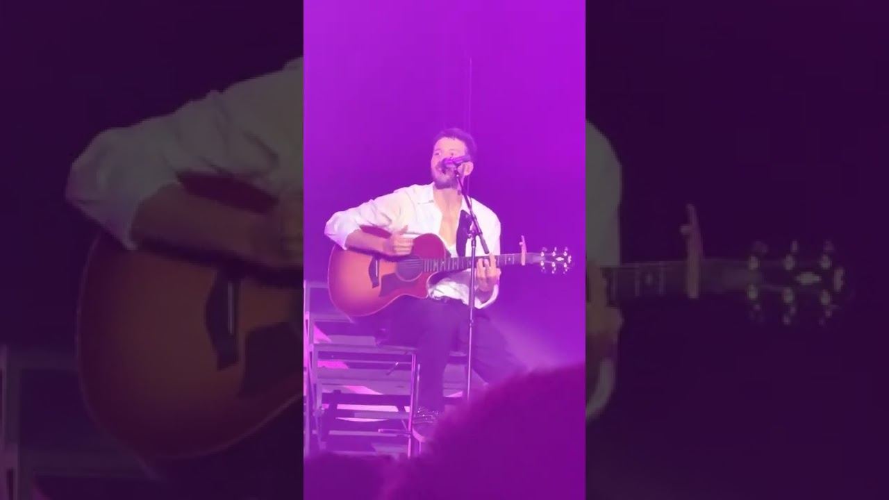 Sebastian Yatra ~ Cristina en Chile