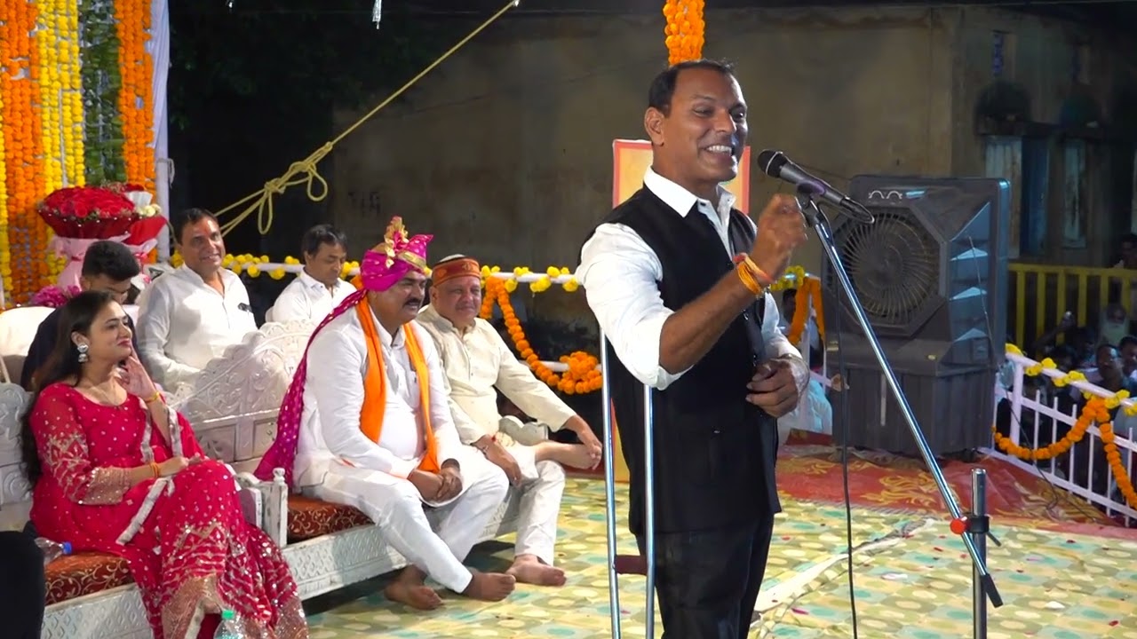 मालवा  के सुप्रसिद्ध हास्य कवि दिनेश देसी घी कमल पटेल जी का जन्म दिवस पर कवि सम्मेलन हरदा