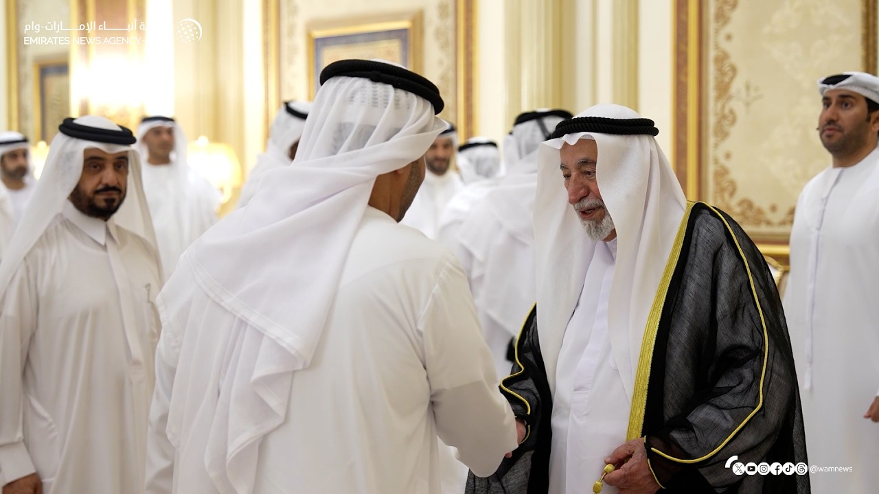 حاكم الشارقة يستقبل المهنئين بشهر رمضان المبارك