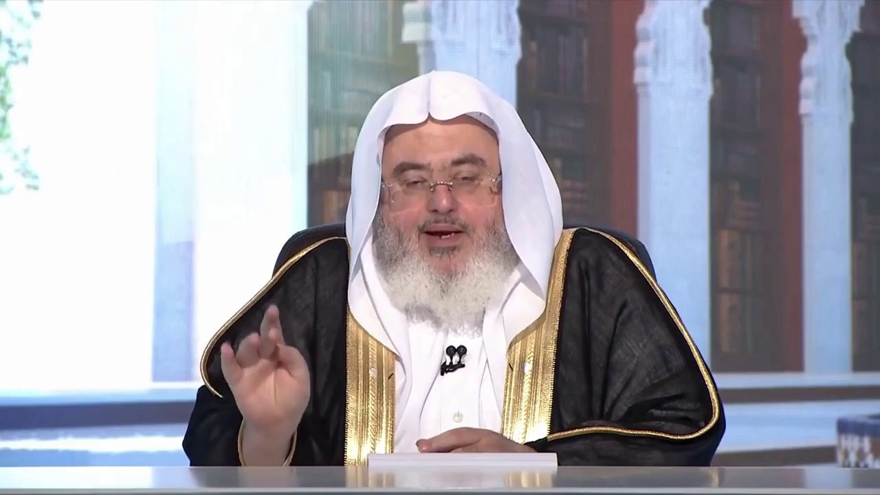 الشيخ محمد صالح المنجد/ هل قراءة الصلاة   الإبراهيمية بعد التشهد الأخير للصلاة واجب أو سنّة ؟