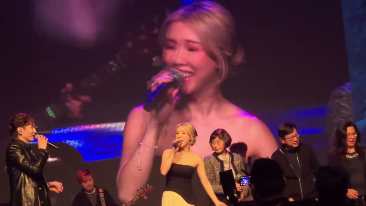 譚嘉儀《同心同路-聲動香港》慈善演唱會