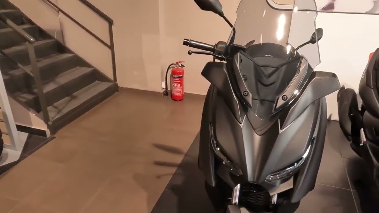 X MAX 300 unboxing YAMAHA ΝΟΥΛΑΣ