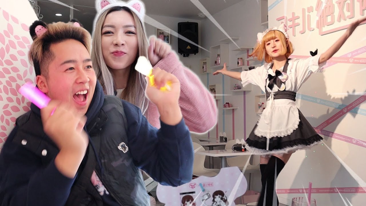 Visiting a Maid Cafe in Tokyo | AKIHABARA tour