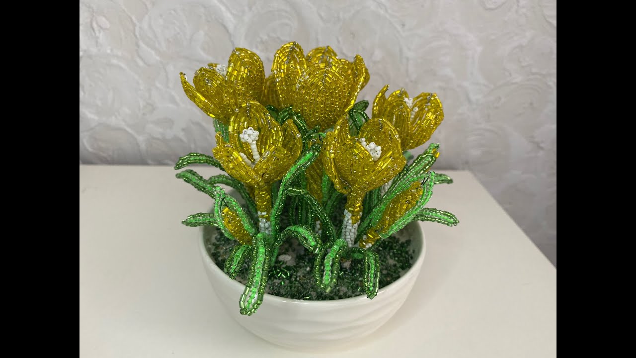 Крокусы из бисера Мастер-класс Своими руками Crocuses Flowers Master Class
