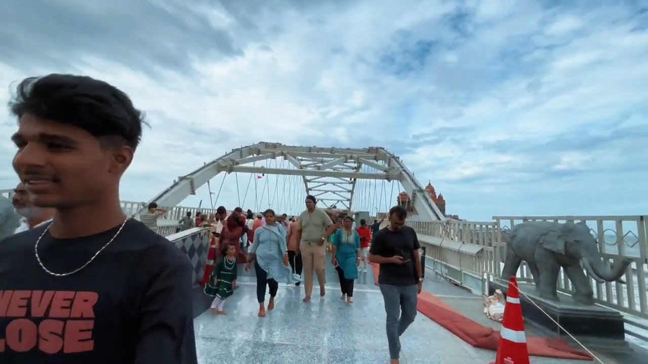 Kanyakumari Vivekananda rock memorial in wind climate 4K with orginal wind sound