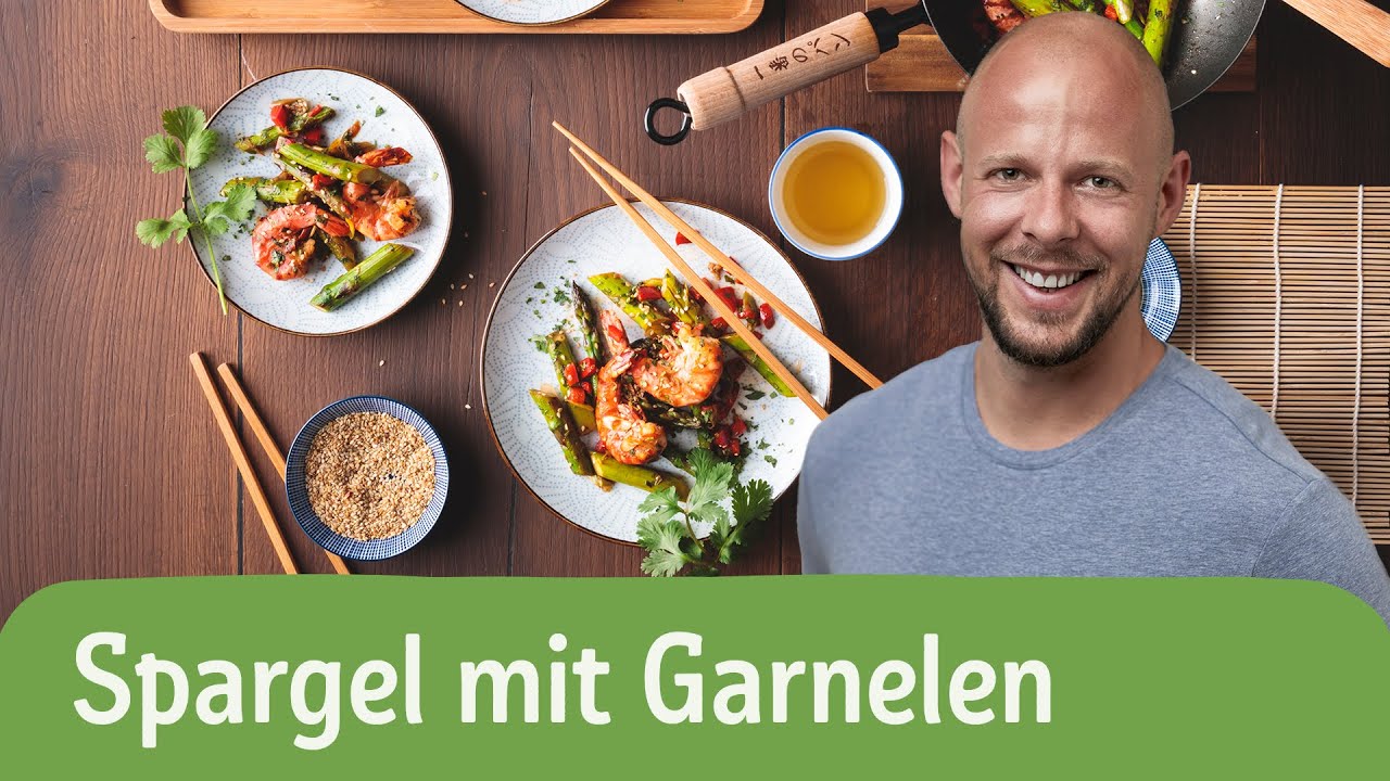 Grüner Spargel mit Garnelen – das Rezept für die Spargelsaison 🦐 | REWE Deine Küche