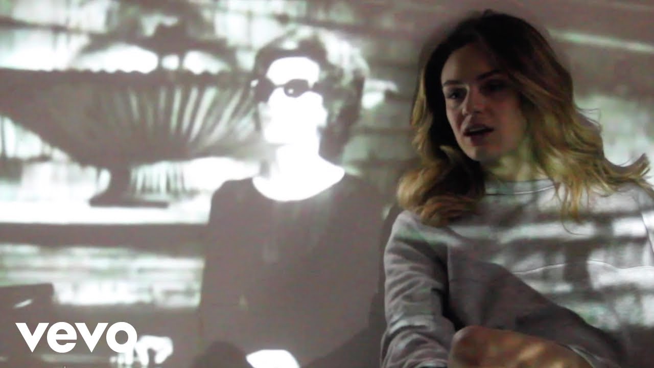 Vittoria - Guida Tv (Official Video)