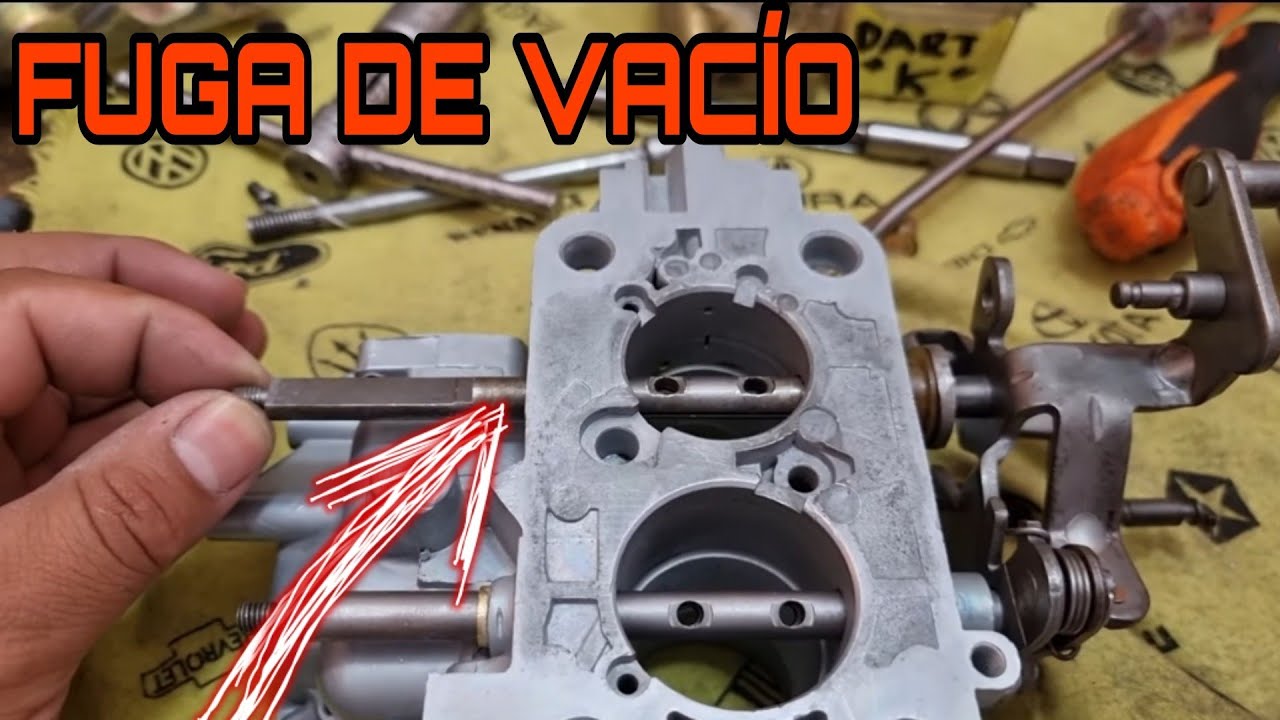 Tu carburador puede estar chupando aire por los bujes.