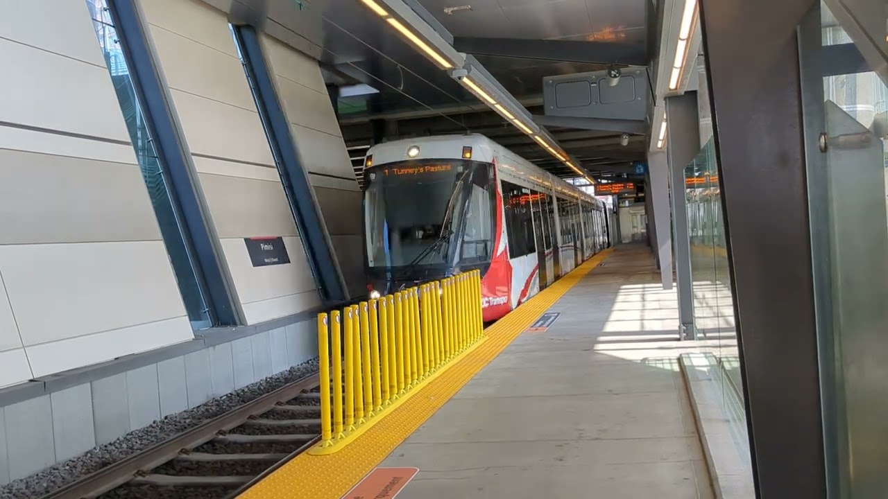 ottawa confederation line pimisi station