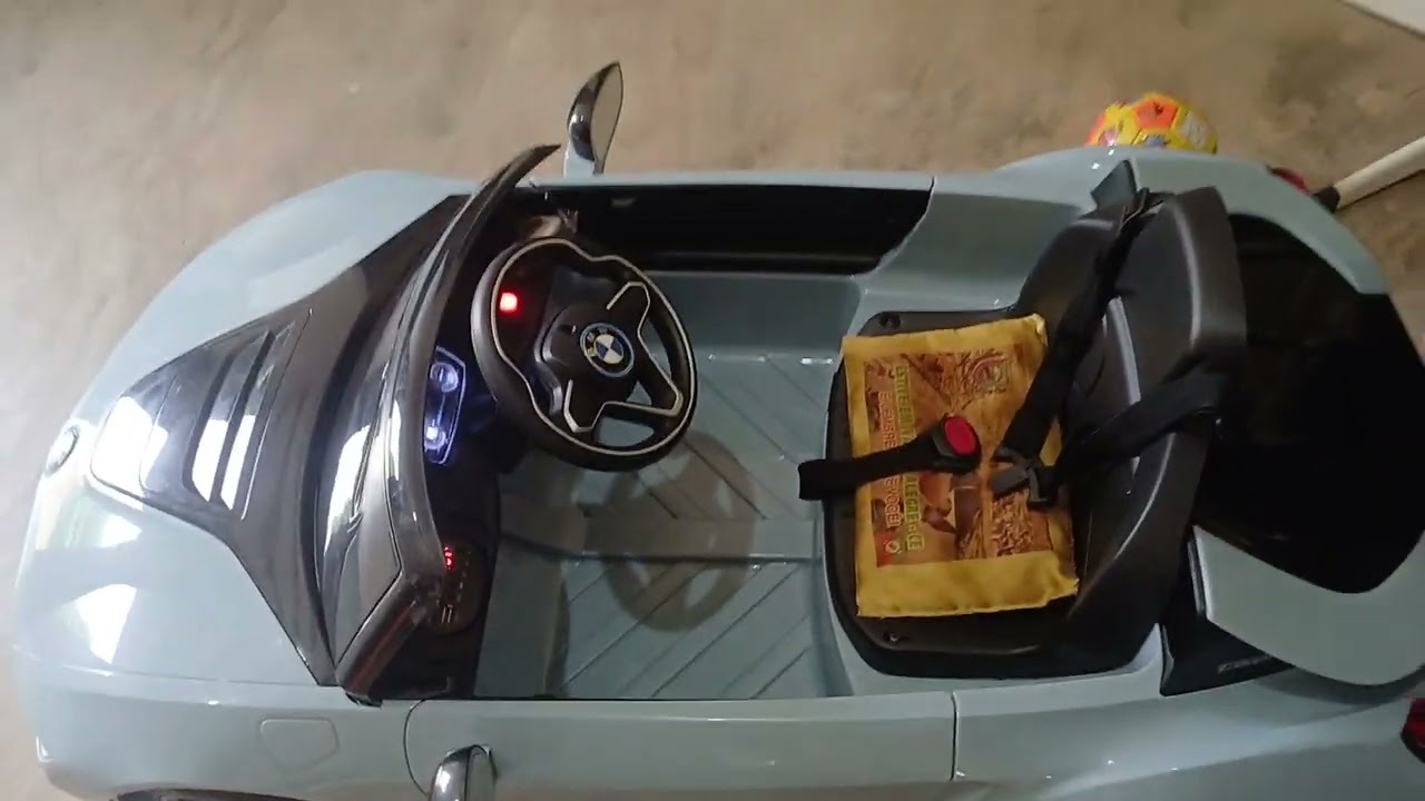 feedback sobre o carrinho eletrico BMW i8 do Benjamin kadosh farias