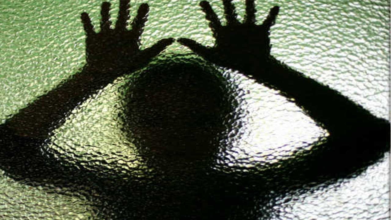Baba Parmanand arrested for sexually exploiting women | Oneindia News