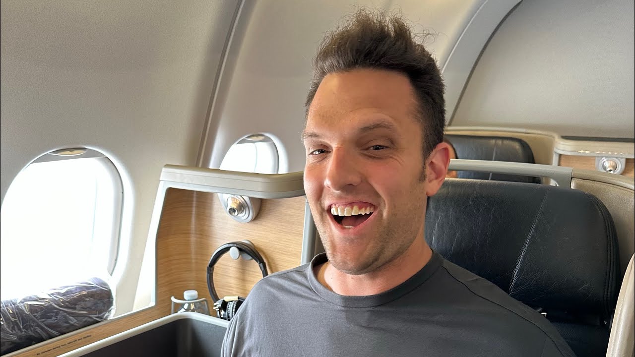 This Qantas flight to Johannesburg costs $5000 in business class