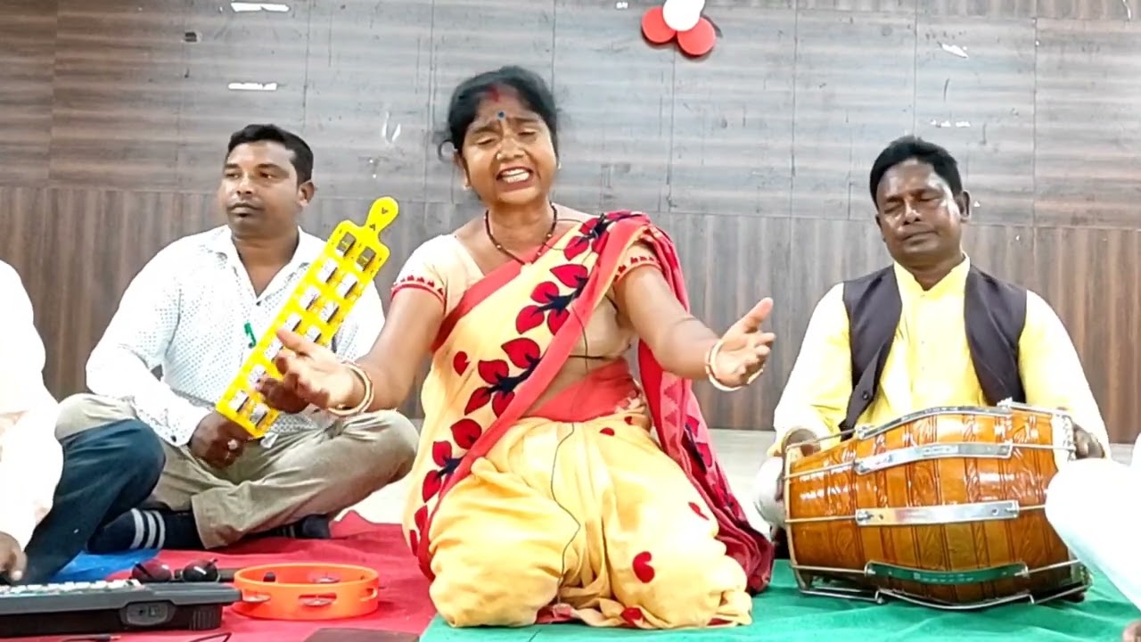 स्वर कोकिला सोमबारी देवी का झूमर गीत 