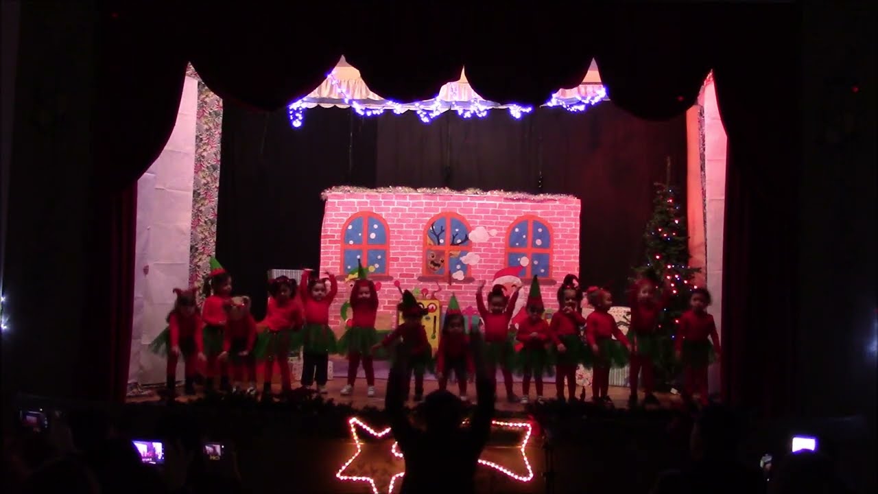 Recita di Natale 2022 sezione infanzia gruppo piccoli